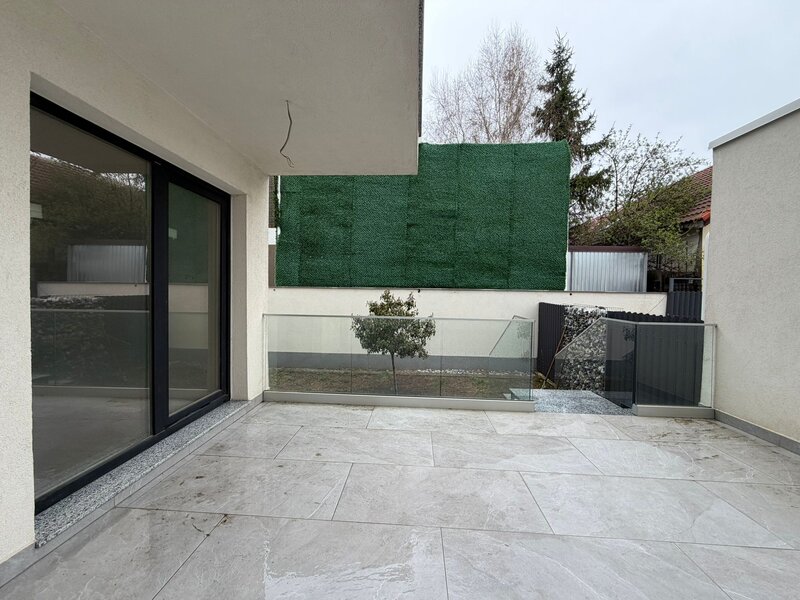 Pipera apartament 3 camere cu gradina proprie, mutare imediata, comision 0%